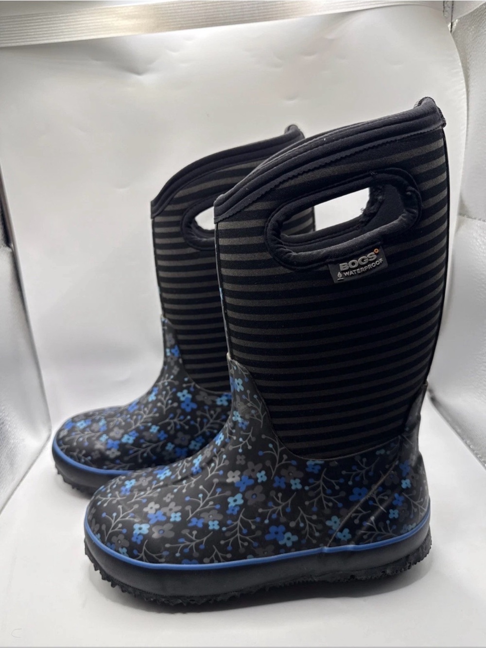 BOGS Kids' Black & Blue Floral Waterproof Boots Size 2